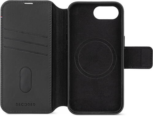 Decoded-Leder-Wallet-2-in-1-mit-MagSafe-iPhone-16e-Schwarz-02.jpg Decoded-Leder-Wallet-2-in-1-mit-MagSafe-iPhone-16e-Schwarz-02.jpg