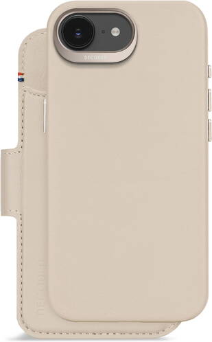 Decoded-Leder-Wallet-2-in-1-mit-MagSafe-iPhone-16e-Clay-04.jpg Decoded-Leder-Wallet-2-in-1-mit-MagSafe-iPhone-16e-Clay-04.jpg