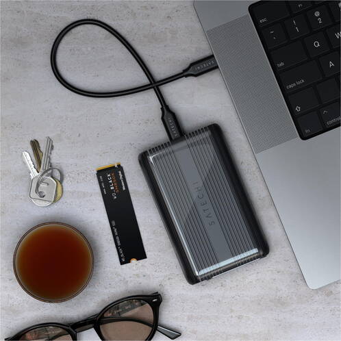 Satechi-0-TB-NVME-SSD-Pro-Gehaeuse-Externes-Gehaeuse-Schwarz-04.jpg Satechi-0-TB-NVME-SSD-Pro-Gehaeuse-Externes-Gehaeuse-Schwarz-04.jpg