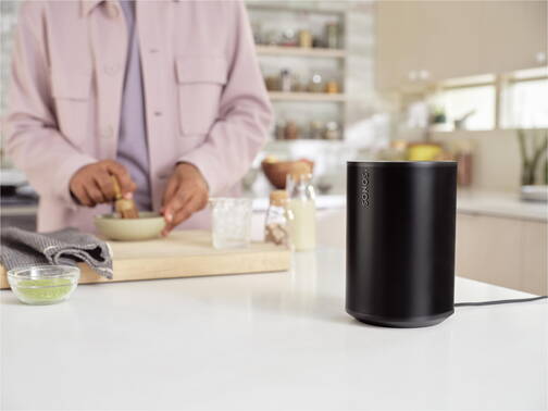 Sonos-Era-100-Lautsprecher-Schwarz-05.jpg Sonos-Era-100-Lautsprecher-Schwarz-05.jpg