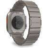 Decoded-Titanium-Armband-fuer-Apple-Watch-44-45-46-49-mm-Silber-03.jpg