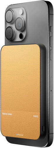 Native-Union-ReClassic-Magnetische-Power-Bank-15-W-USB-3-1-Typ-C-Qi2-Power-Ba-02.jpg