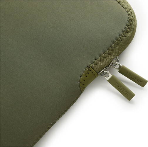 Trunk-Neopren-Sleeve-MB-Pro-14-M4-2024-Dunkelgruen-04.jpg