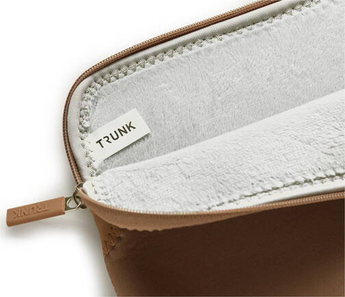 Trunk-Neopren-Sleeve-MB-Pro-14-M4-2024-Taupe-Braungrau-03.jpg