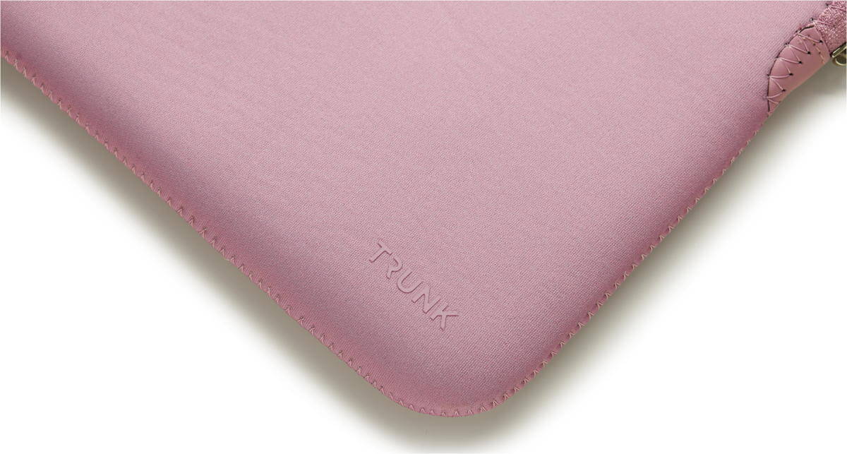 Trunk-Neopren-Sleeve-MB-Air-13-M4-2025-Rosa-04.jpg