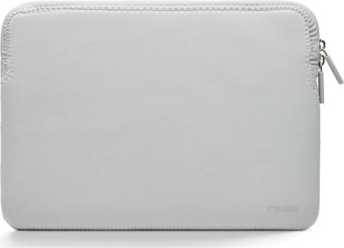 Trunk-Neopren-Sleeve-MB-Air-13-M4-2025-Silber-01.jpg Trunk-Neopren-Sleeve-MB-Air-13-M4-2025-Silber-01.jpg