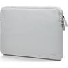 Trunk-Neopren-Sleeve-MB-Air-13-M4-2025-Silber-02.jpg