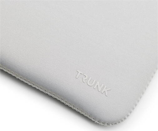 Trunk-Neopren-Sleeve-MB-Air-13-M4-2025-Silber-03.jpg