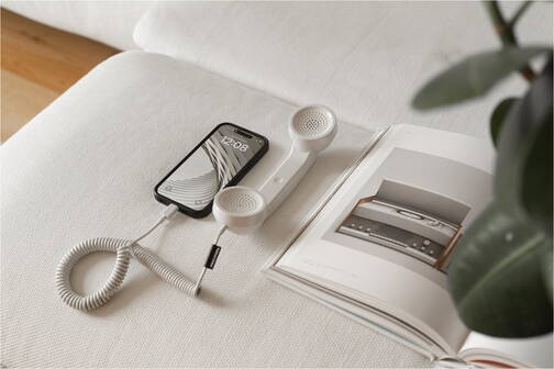 Native-Union-Kopfhoerer-Pop-Phone-Sandstein-03.jpg