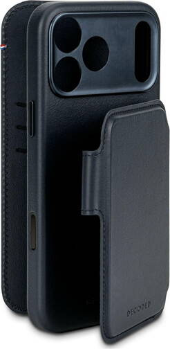Decoded-Leder-Wallet-2-in-1-mit-MagSafe-iPhone-17-Pro-Max-Blau-03.jpg