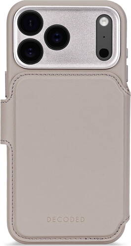 Decoded-Leder-Wallet-2-in-1-mit-MagSafe-iPhone-17-Pro-Max-Clay-04.jpg Decoded-Leder-Wallet-2-in-1-mit-MagSafe-iPhone-17-Pro-Max-Clay-04.jpg