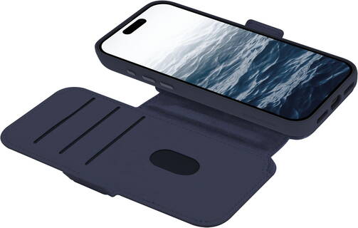 dbramante-Wallet-Lynge-iPhone-17-Pro-Max-Tiefseeblau-04.jpg