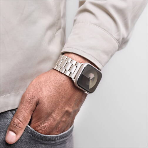 Vonmaehlen-Link-Bracelet-2-fuer-Apple-Watch-44-45-46-49-mm-Champagner-04.jpg