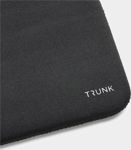 Trunk-Neopren-Sleeve-MB-Pro-14-M5-2025-Schwarz-03.jpg