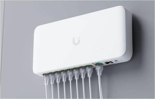 Ubiquiti-Networks-UniFi-PoE-USW-Flex-2-5G-9-Port-Switch-luefterlos-9-Port-Weiss-04.jpg Ubiquiti-Networks-UniFi-PoE-USW-Flex-2-5G-9-Port-Switch-luefterlos-9-Port-Weiss-04.jpg