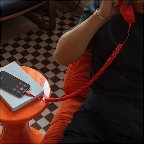 Native-Union-Pop-Phone-Telefonhoerer-Rot-06.jpg