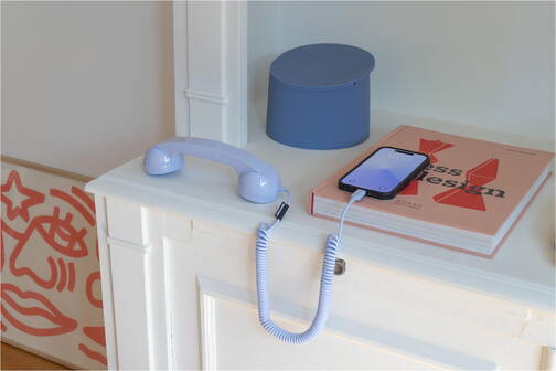 Native-Union-Pop-Phone-Telefonhoerer-Himmelblau-03.jpg