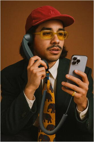 Native-Union-Pop-Phone-Telefonhoerer-Schiefergruen-06.jpg Native-Union-Pop-Phone-Telefonhoerer-Schiefergruen-06.jpg