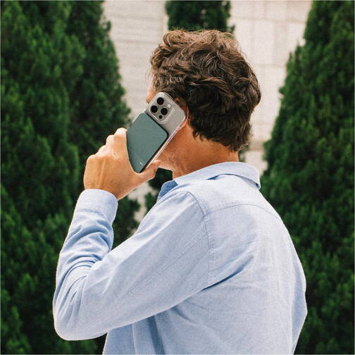 Native-Union-ReClassic-Magnetische-15-W-USB-3-1-Typ-C-Qi2-Power-Bank-5000-mA-04.jpg Native-Union-ReClassic-Magnetische-15-W-USB-3-1-Typ-C-Qi2-Power-Bank-5000-mA-04.jpg