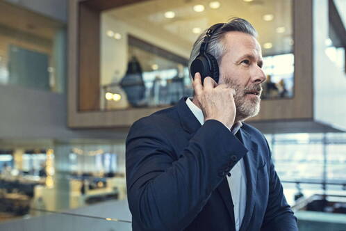 Epos-Sennheiser-Adapt-660-Over-Ear-Headset-stereo-mit-Mikrofon-Schwarz-04.jpg Epos-Sennheiser-Adapt-660-Over-Ear-Headset-stereo-mit-Mikrofon-Schwarz-04.jpg