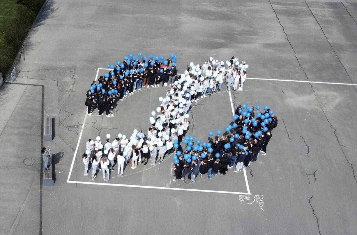 Schulhaus_04_Success_Story_Orientierungsschule_Kerzers_2500x1650px.jpg Schulhaus_04_Success_Story_Orientierungsschule_Kerzers_2500x1650px.jpg