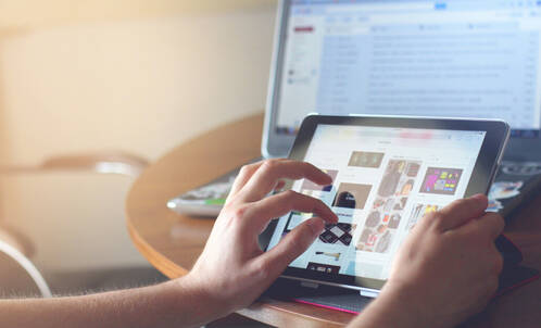 Website auf verschiedenen Displays