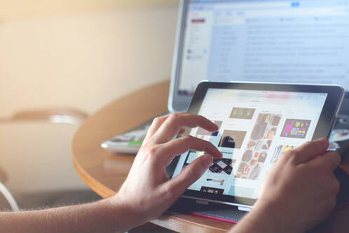 Website auf verschiedenen Displays