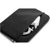 Trunk-Ribbed-Velvet-Pocket-Sleeve-MB-Air-15-M5-2026-Schwarz-05.jpg