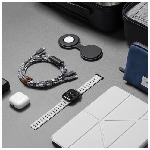 Native-Union-Belt-USB-3-1-Typ-C-auf-USB-3-1-Typ-C-Kabel-2-m-Schwarz-Weiss-03.jpg Native-Union-Belt-USB-3-1-Typ-C-auf-USB-3-1-Typ-C-Kabel-2-m-Schwarz-Weiss-03.jpg