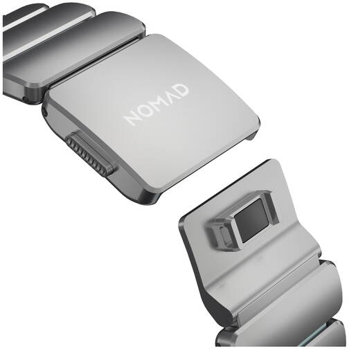 Nomad-Stratos-Titanium-Armband-fuer-Apple-Watch-44-45-46-49-mm-Titan-Natur-05.jpg