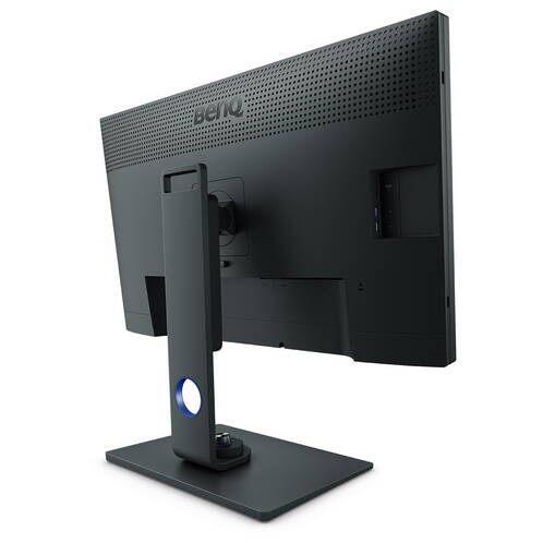 BenQ-32-SW321C-UHD-4K-Monitor-3840-x-2160px-Schwarz-Grau-05.jpg