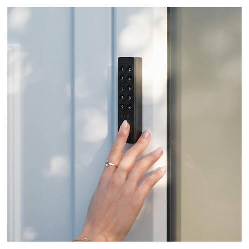 Nuki-Keypad-2-NFC-Zutrittskontrolle-Schwarz-02.jpg