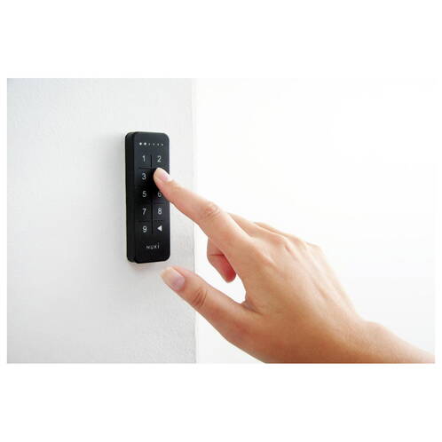 Nuki-Keypad-Zutrittskontrolle-Schwarz-02.