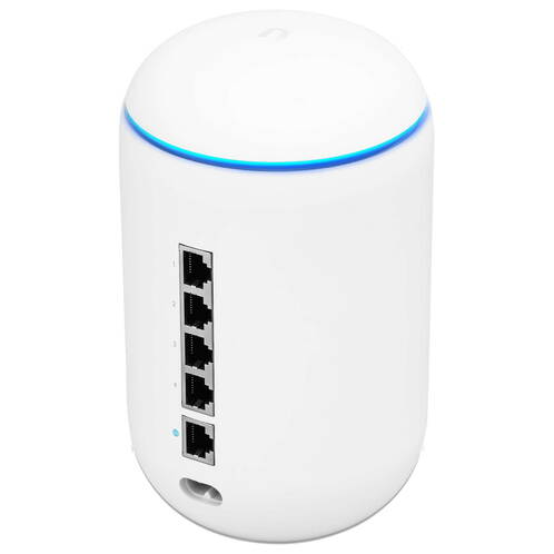 Ubiquiti-Networks-UniFi-Dream-Machine-VPN-Gateway-Router-4-Port-Weiss-01.