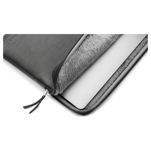 Trunk-Leder-Sleeve-MB-Pro-16-2-M5-Pro-2026-Schwarz-03.jpg Trunk-Leder-Sleeve-MB-Pro-16-2-M5-Pro-2026-Schwarz-03.jpg