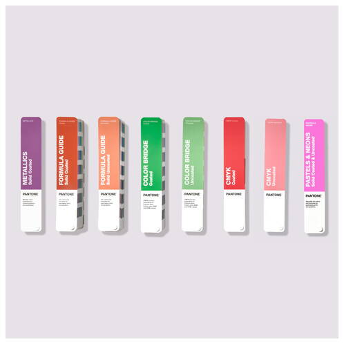 PANTONE-Portable-Guide-Studio-02.jpg