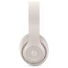 Beats-Studio-Pro-Kopfhoerer-Sandstein-02.jpg