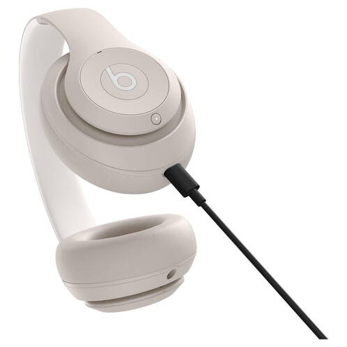 Beats-Studio-Pro-Kopfhoerer-Sandstein-06.jpg