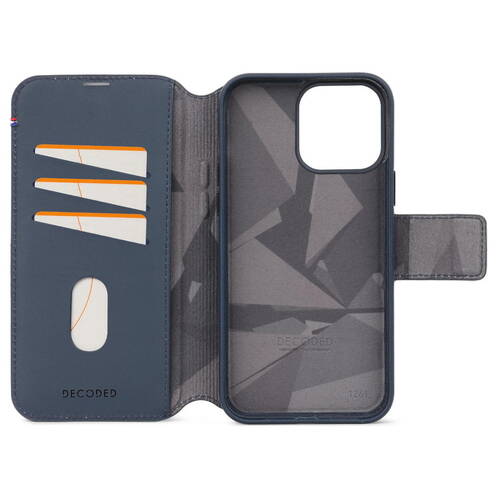 Decoded-Leder-Wallet-2-in-1-mit-MagSafe-iPhone-15-Pro-Navy-02.jpg