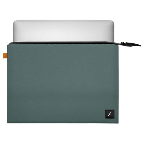 Native-Union-Stow-Lite-Sleeve-MB-Air-13-M4-2025-MB-Pro-13-M3-2024-Schiefergruen-01.jpg Native-Union-Stow-Lite-Sleeve-MB-Air-13-M4-2025-MB-Pro-13-M3-2024-Schiefergruen-01.jpg