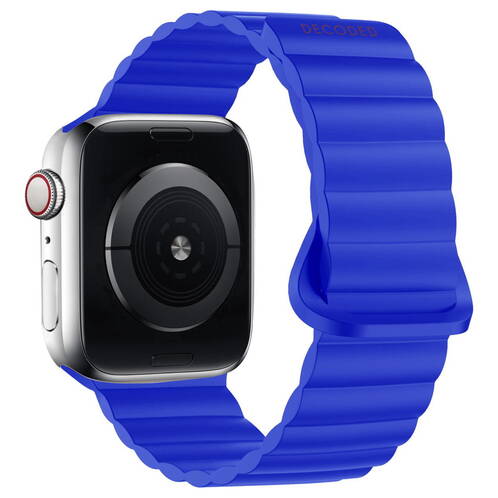 Decoded-Silikonarmband-Magnetic-Traction-fuer-Apple-Watch-44-45-46-49-mm-Blau-01.jpg