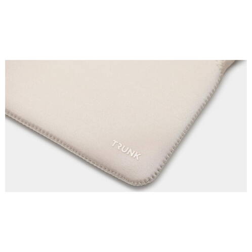 Trunk-Neopren-Sleeve-MB-Air-13-M4-2025-MacBook-Neo-Mondlicht-07.jpg Trunk-Neopren-Sleeve-MB-Air-13-M4-2025-MacBook-Neo-Mondlicht-07.jpg