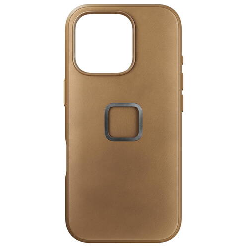 Peak-Design-Everyday-Clarino-Case-iPhone-16-Pro-Tan-gebraeunt-01.jpg
