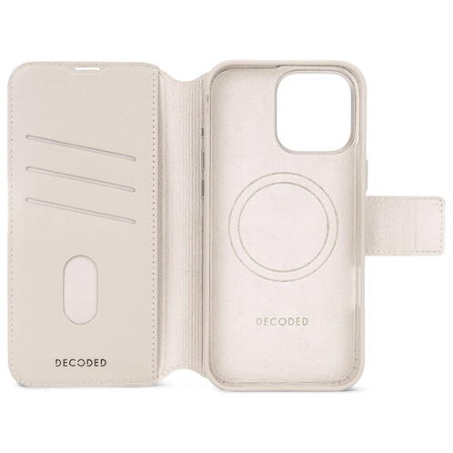Decoded-Leder-Wallet-2-in-1-mit-MagSafe-iPhone-16-Pro-Max-Clay-02.jpg