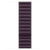 Apple-Armband-mit-Magnetverschluss-M-L-fuer-Apple-Watch-44-45-46-49-mm-Brombeere-01.jpg