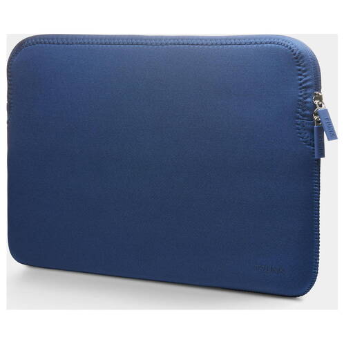 Trunk-Neopren-Sleeve-MB-Air-15-M4-2025-Navy-02.jpg Trunk-Neopren-Sleeve-MB-Air-15-M4-2025-Navy-02.jpg