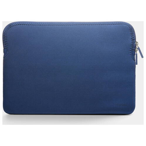 Trunk-Neopren-Sleeve-MB-Air-15-M4-2025-Navy-03.jpg Trunk-Neopren-Sleeve-MB-Air-15-M4-2025-Navy-03.jpg