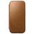 Nomad-Modernes-Leder-Folio-mit-MagSafe-iPhone-16-Pro-English-Tan-01.jpg