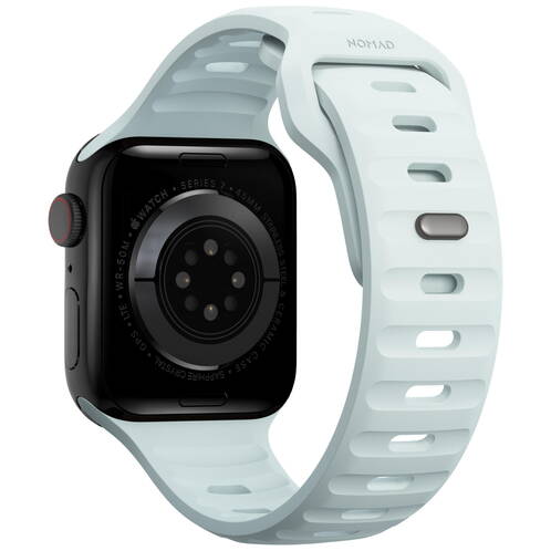 Nomad-Sportarmband-Glow-fuer-Apple-Watch-38-40-41-42-mm-Blau-04.jpg