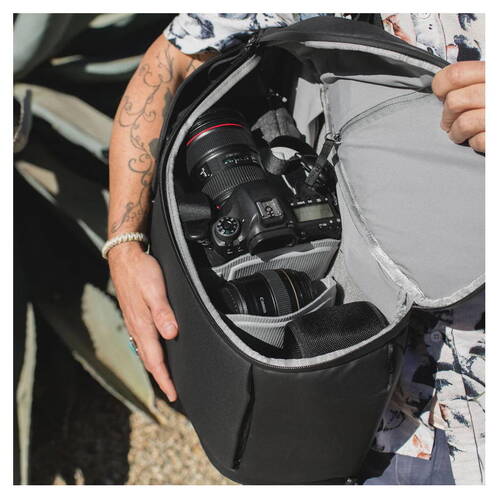 Peak-Design-Everyday-Backpack-30L-v2-Schwarz-11.jpg
